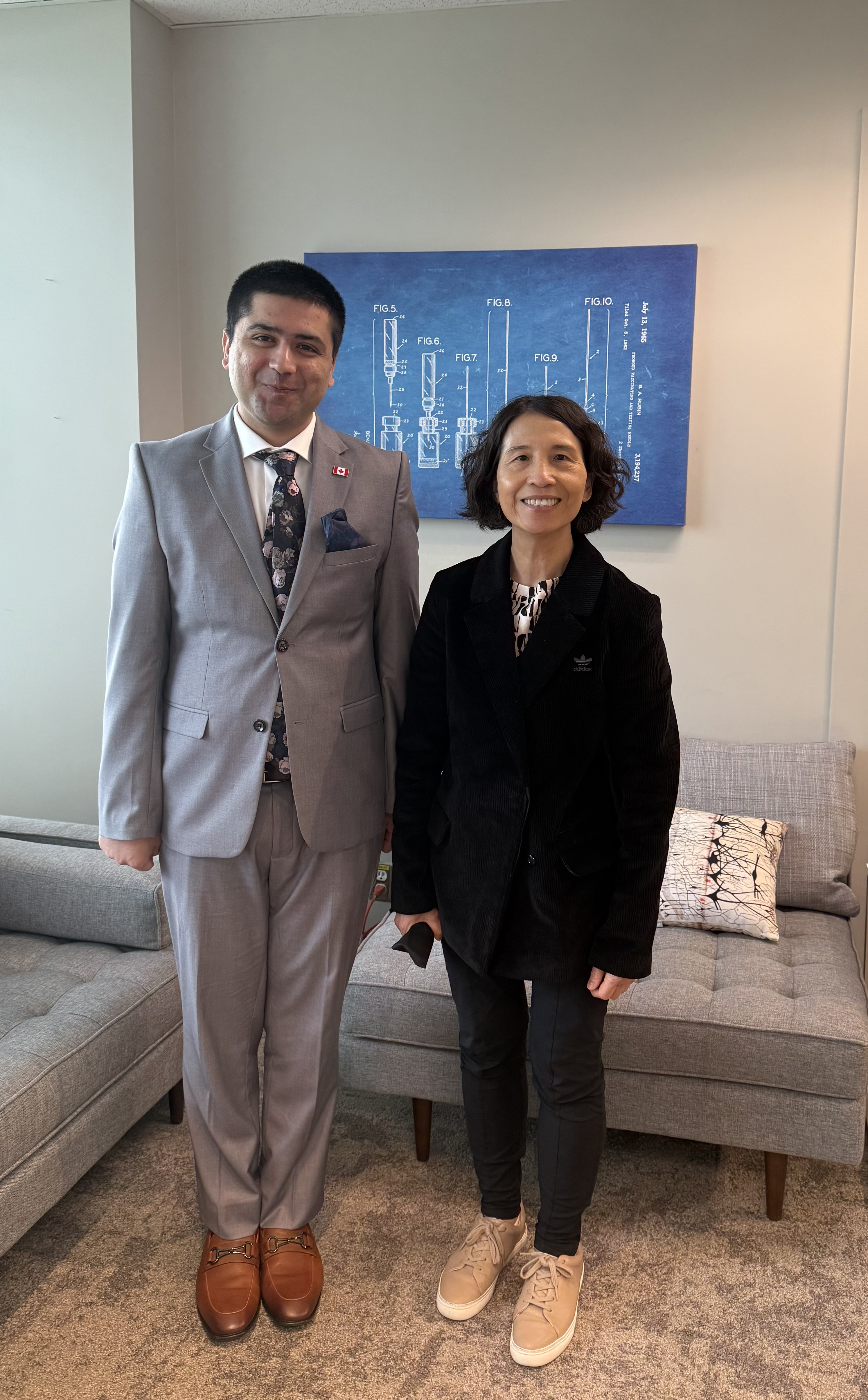 Blavatnik alumni Shoaib Rizvi with Dr. Theresa Tam, Canada’s Chief Public Health Officer