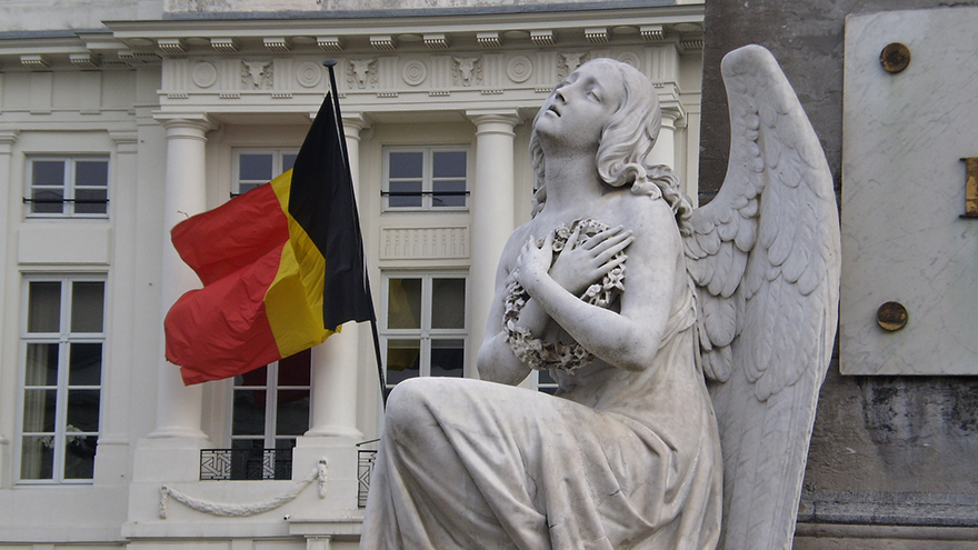 Place des Martyrs - Martelaarsplaats, Brussels, Belgium. Source: Flickr