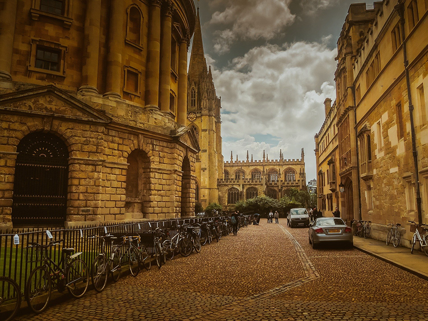 Catte Street and the Radcliffe Camera (left)
