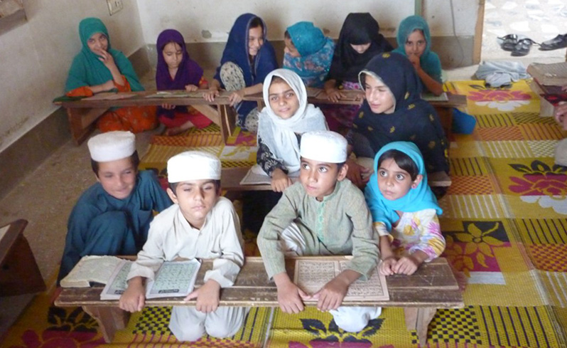 School children in Peshawar (source: Flickr)