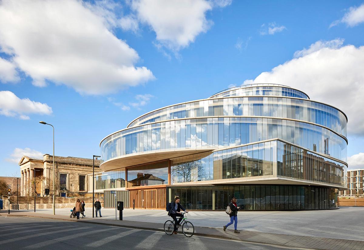 Blavatnik School of Government building seen from Walton Street