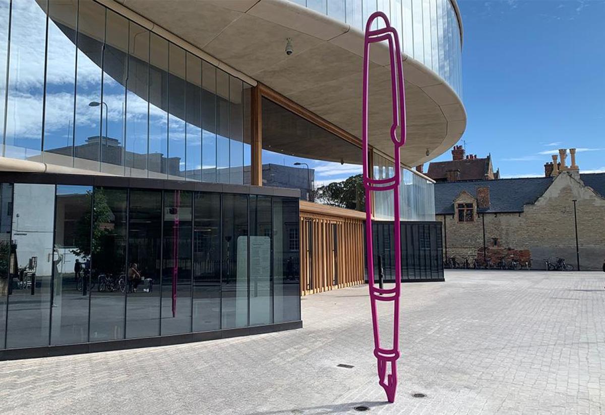 Michael Craig-Martin: Fountain Pen, 2019