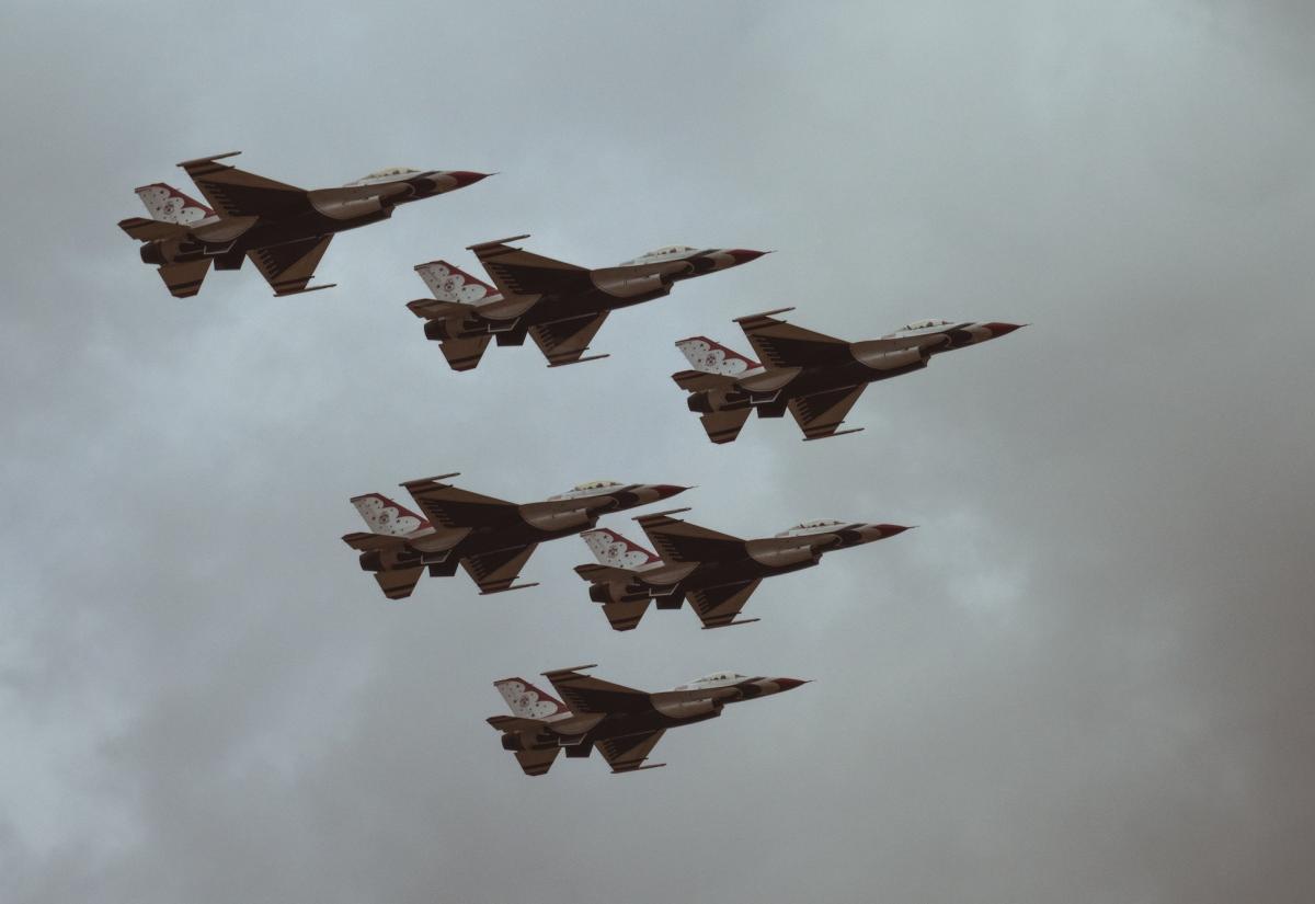 Fighter jets flying in formation
