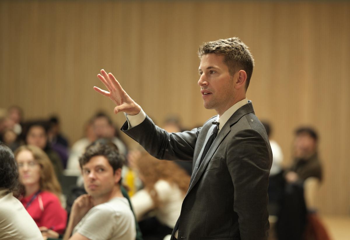 Tom Hale teaching in a seminar