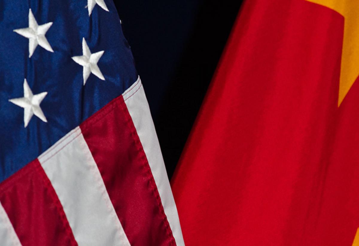 China and US flags