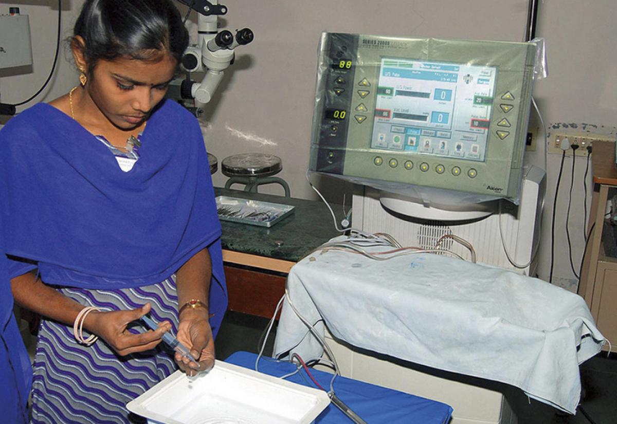 Technician in Indian hospital