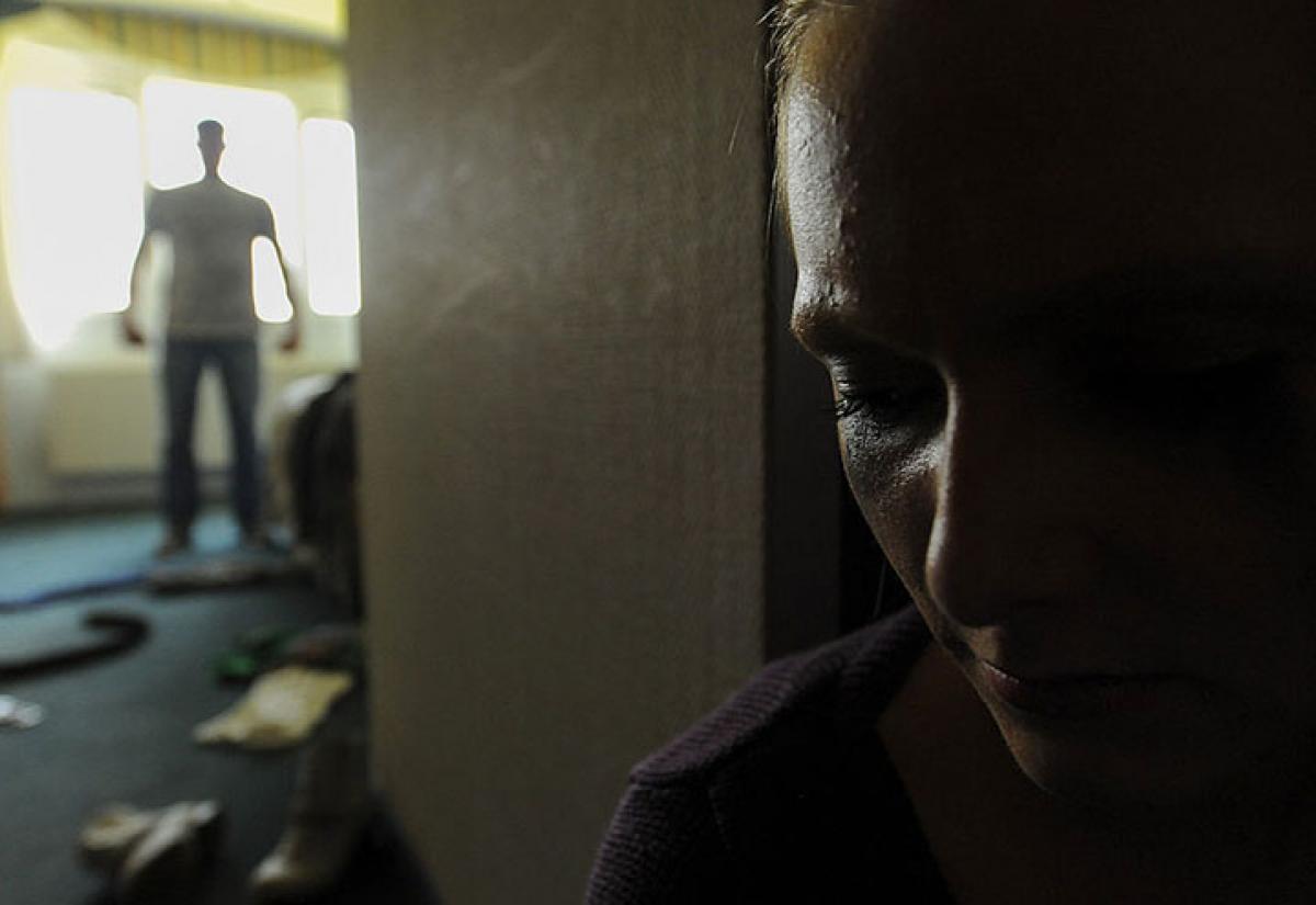 An illustration showing the effects of domestic violence