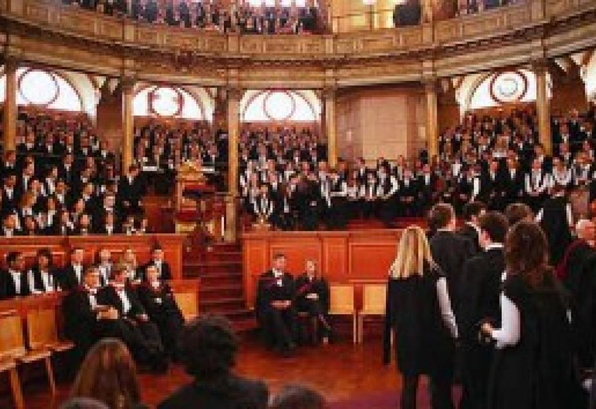 Oxford_Matriculation_2003-wikimedia