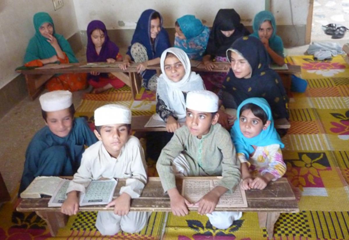 School children in Peshawar (source: Flickr)