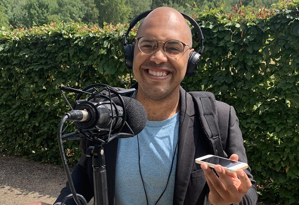Suta Kavari - podcast host