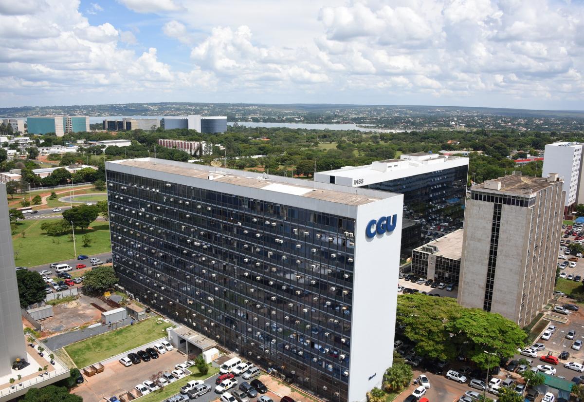A Comptroller General of Brazil (CGU) building. 